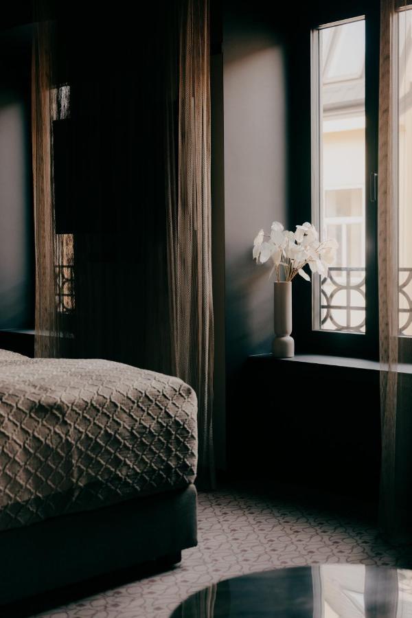 Weltwien Luxury Art Apartments & Free Parking Exterior foto